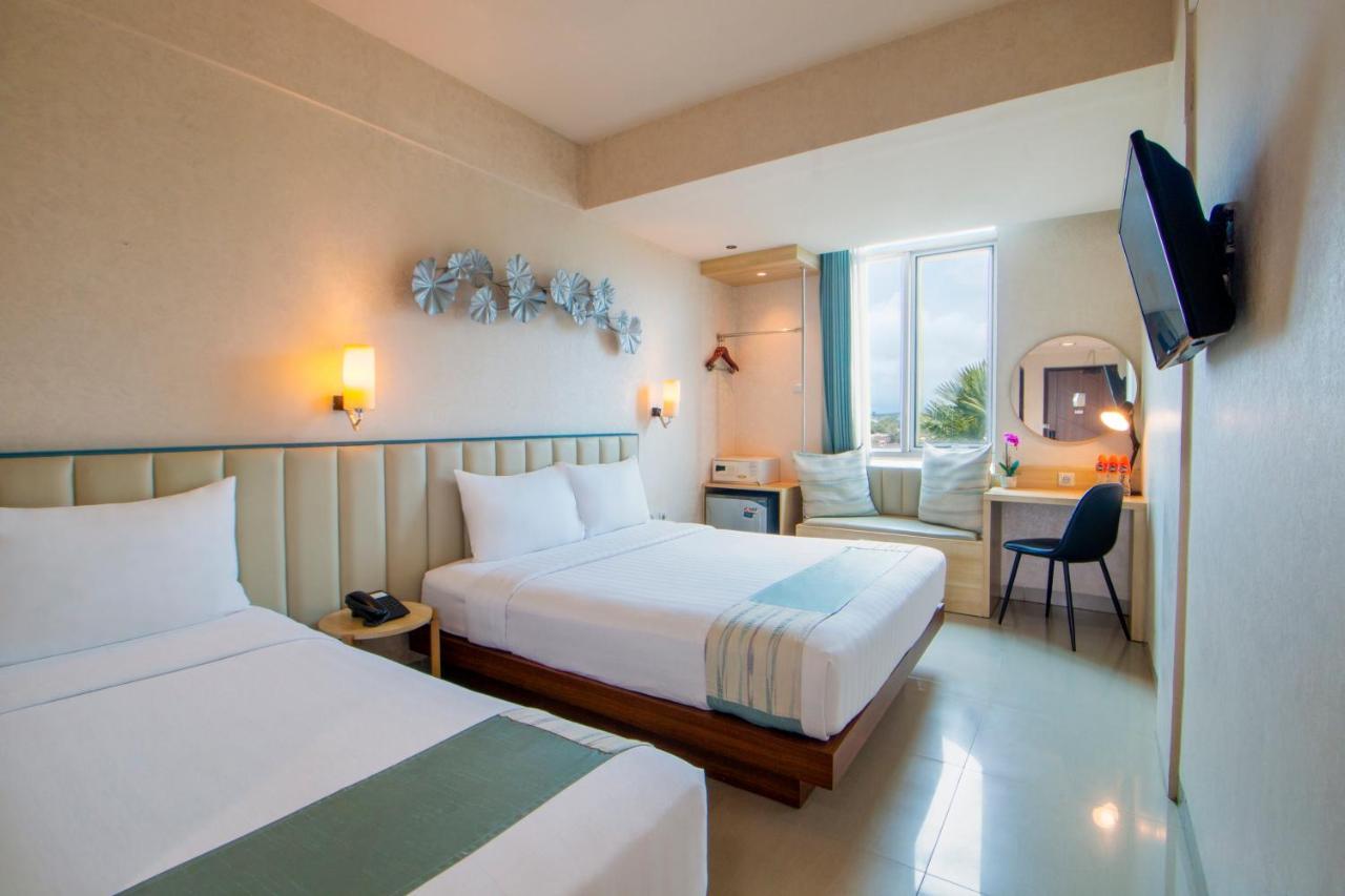 Solaris Hotel Malang Buitenkant foto